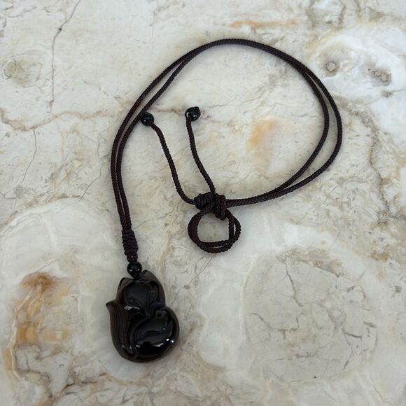 NEW! Ice Obsidian/Fluorite Fox Necklace Healing Pendant Protection Amulet Charm - Picture 6 of 11